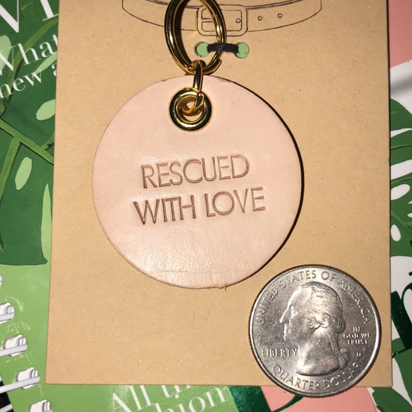 NWT Leather Pet Tag Rescued With Love - Picture 5 of 5